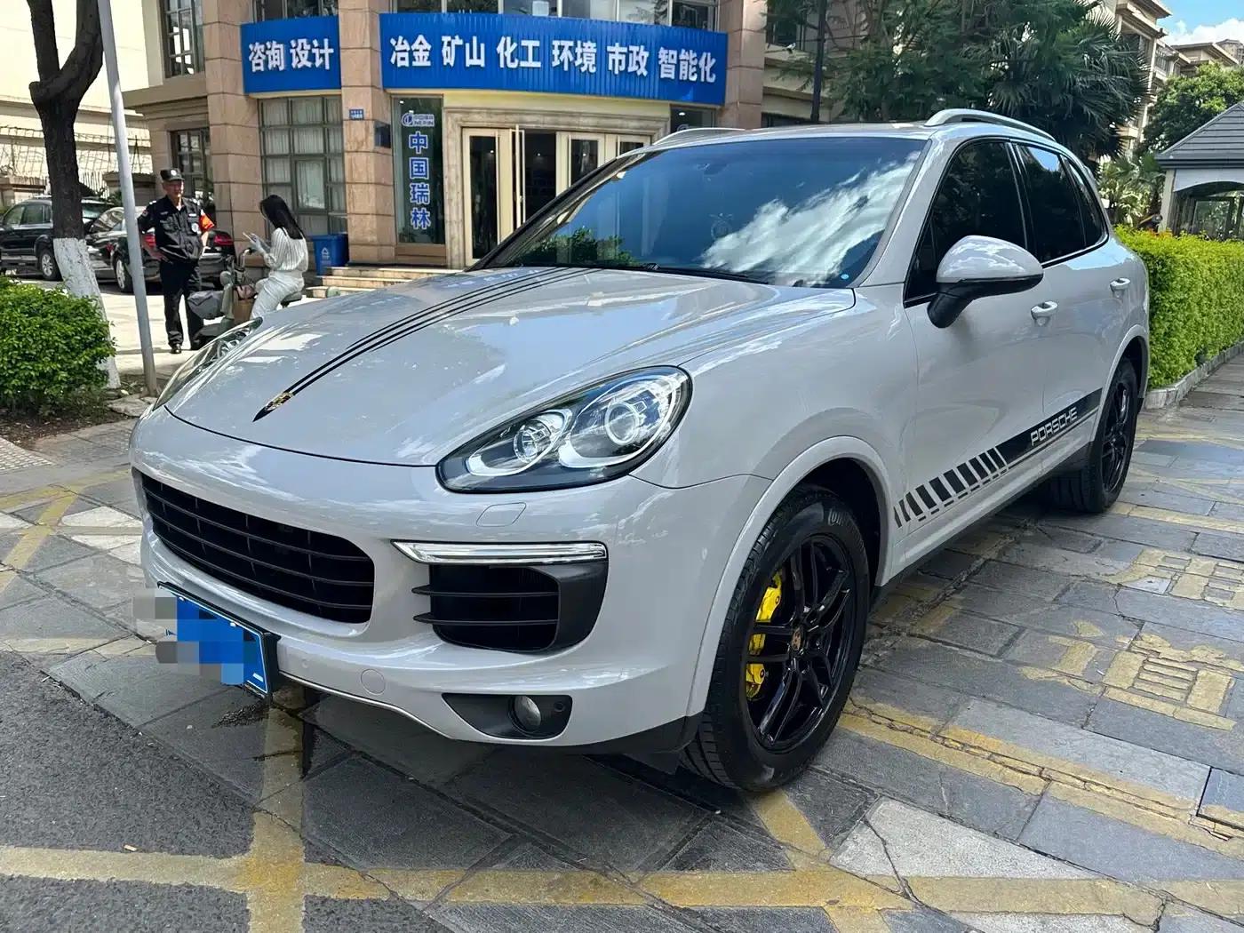 Cayenne 2016 Cayenne 3.0T — миниатюра 1