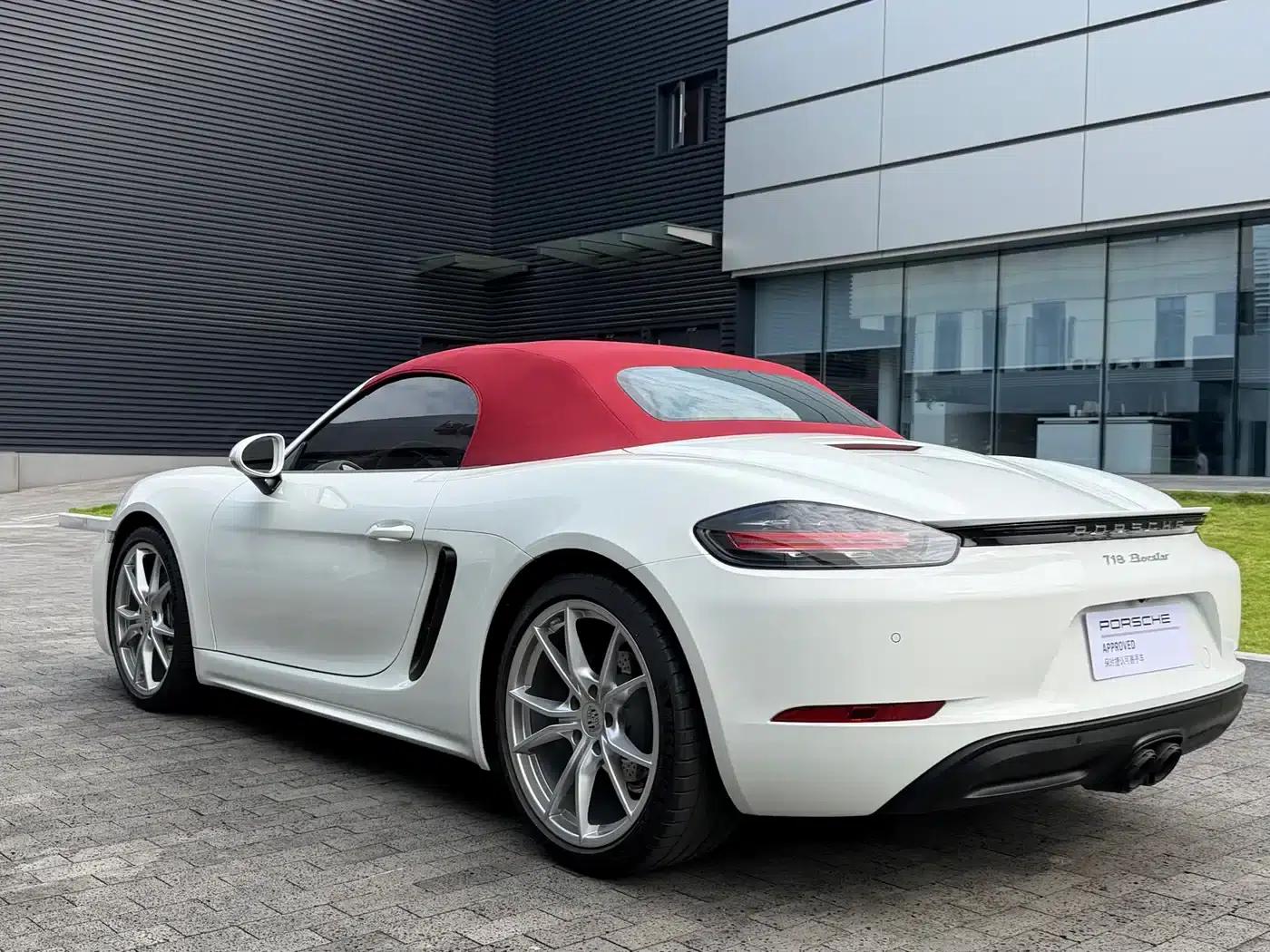 2022 Porsche 718 Boxster 2.0T — миниатюра 6