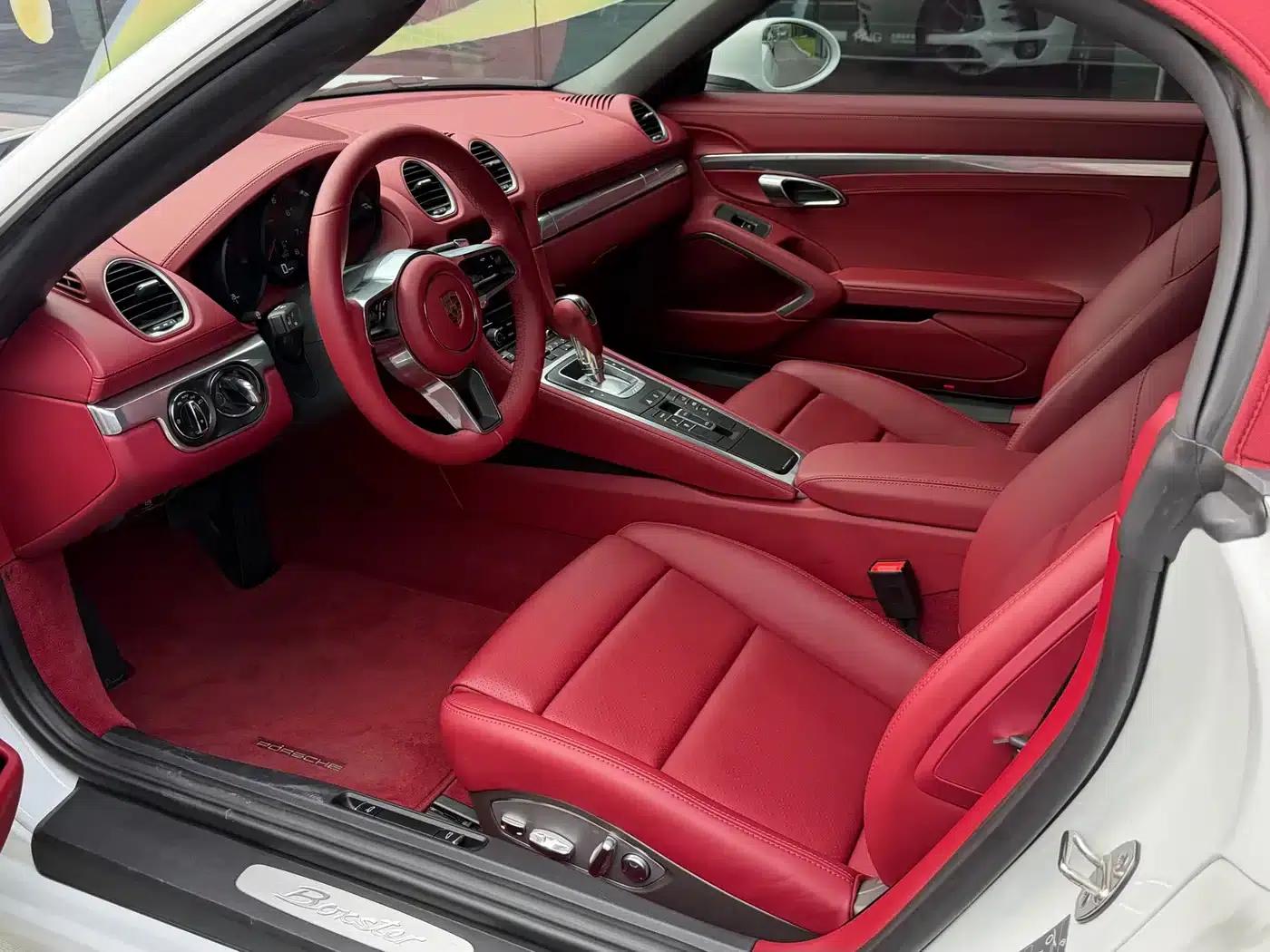 2022 Porsche 718 Boxster 2.0T — миниатюра 7