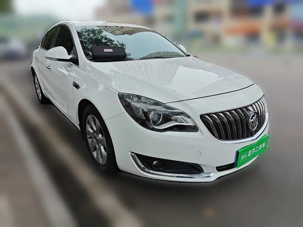 Buick Regal 2015 1.6T Elite Tech Model — миниатюра 3