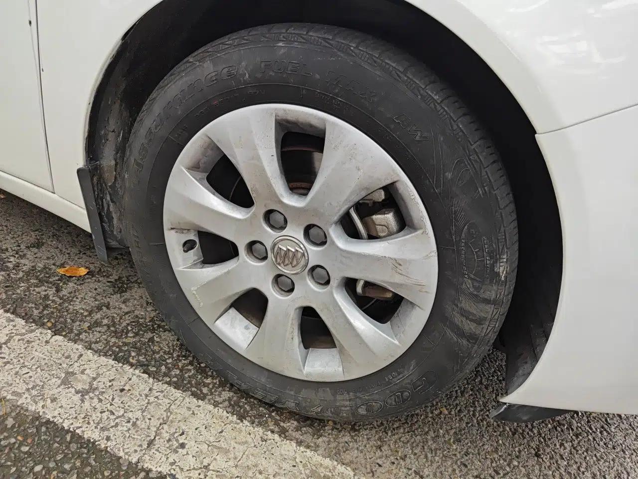 Buick Regal 2015 1.6T Elite Tech Model — миниатюра 8