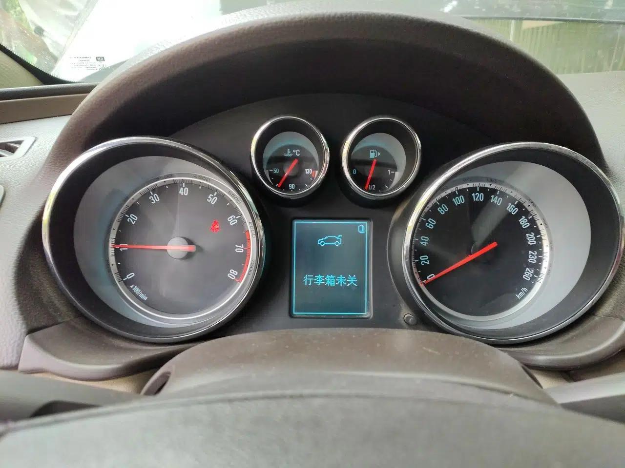 Buick Regal 2012 2.0L Luxury Edition — миниатюра 11