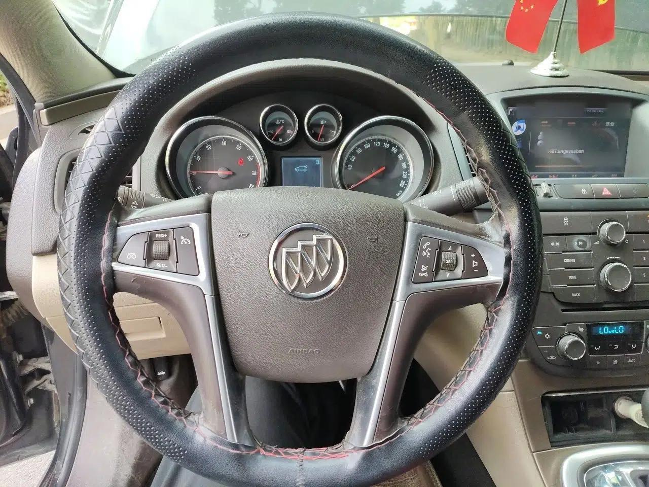 Buick Regal 2012 2.0L Luxury Edition — миниатюра 10