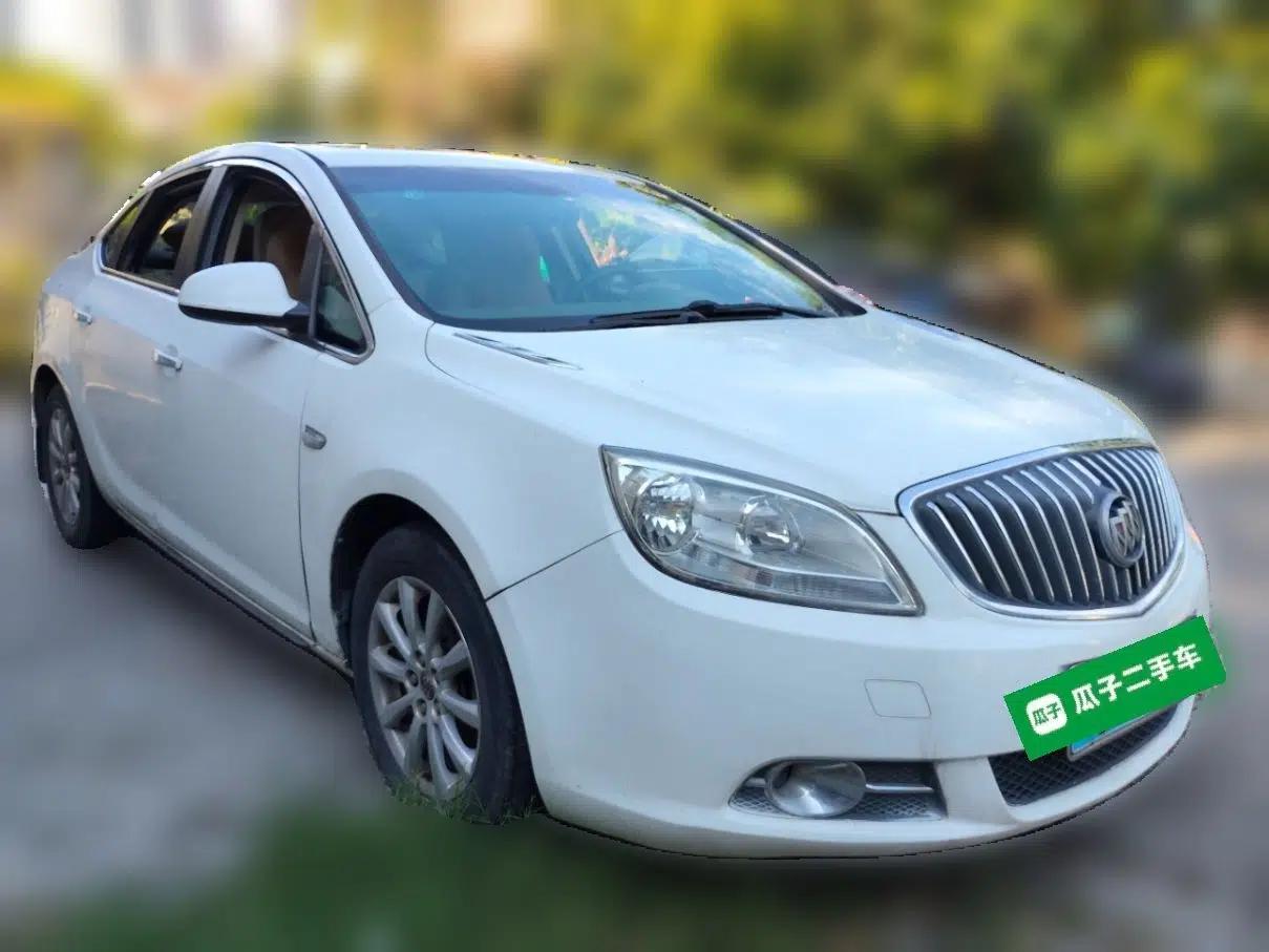 Buick GT 2013 GT 1.6L Automatic Fashion Edition — миниатюра 3
