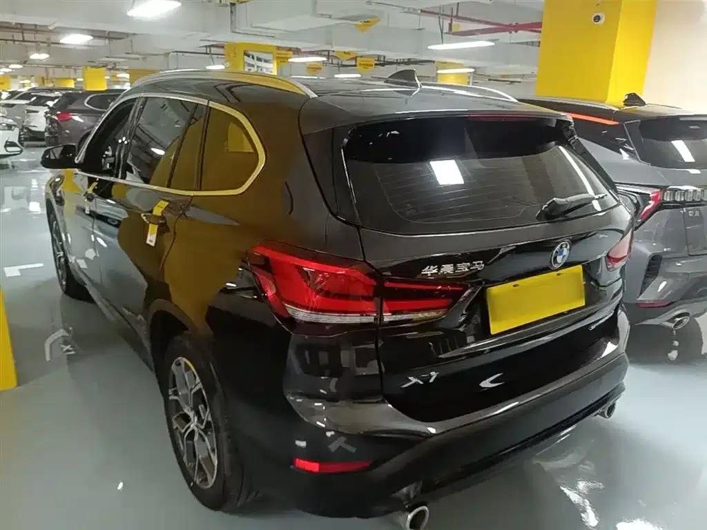 BMW X1 2021 sDrive25Li Leading Edition — миниатюра 5