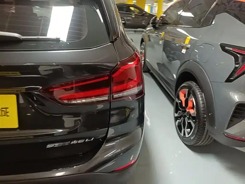 BMW X1 2021 sDrive25Li Leading Edition — миниатюра 8