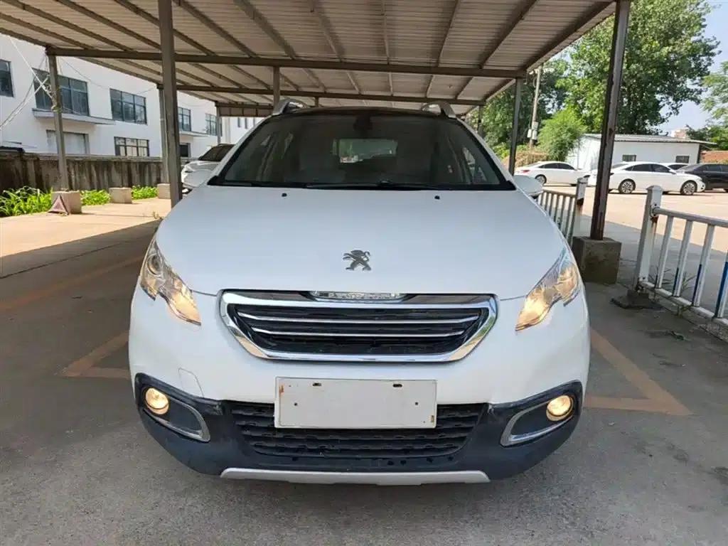 Peugeot 2008 2014 Model 1.6L Automatic Navigation Edition — миниатюра 3