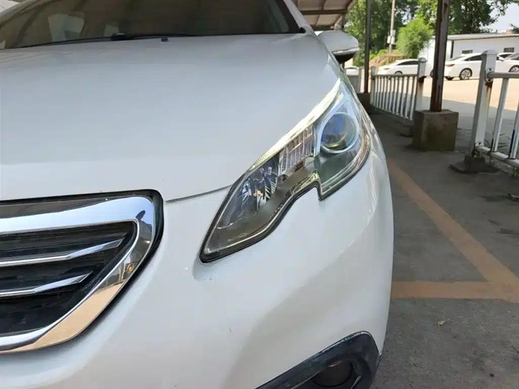 Peugeot 2008 2014 Model 1.6L Automatic Navigation Edition — миниатюра 24