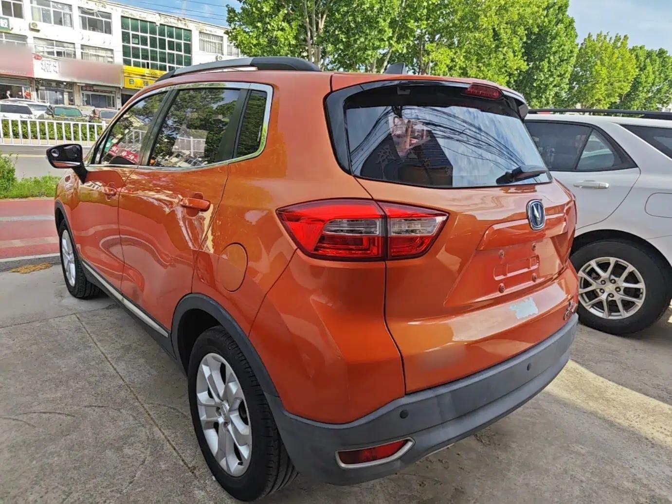 CHANGAN CS15 2016 1.5L Manual Fashion Edition — миниатюра 4