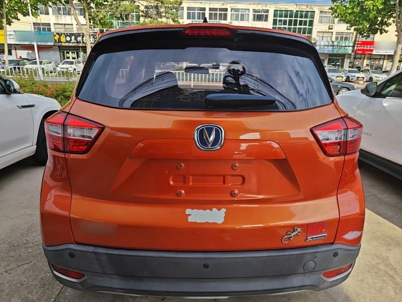 CHANGAN CS15 2016 1.5L Manual Fashion Edition — миниатюра 5