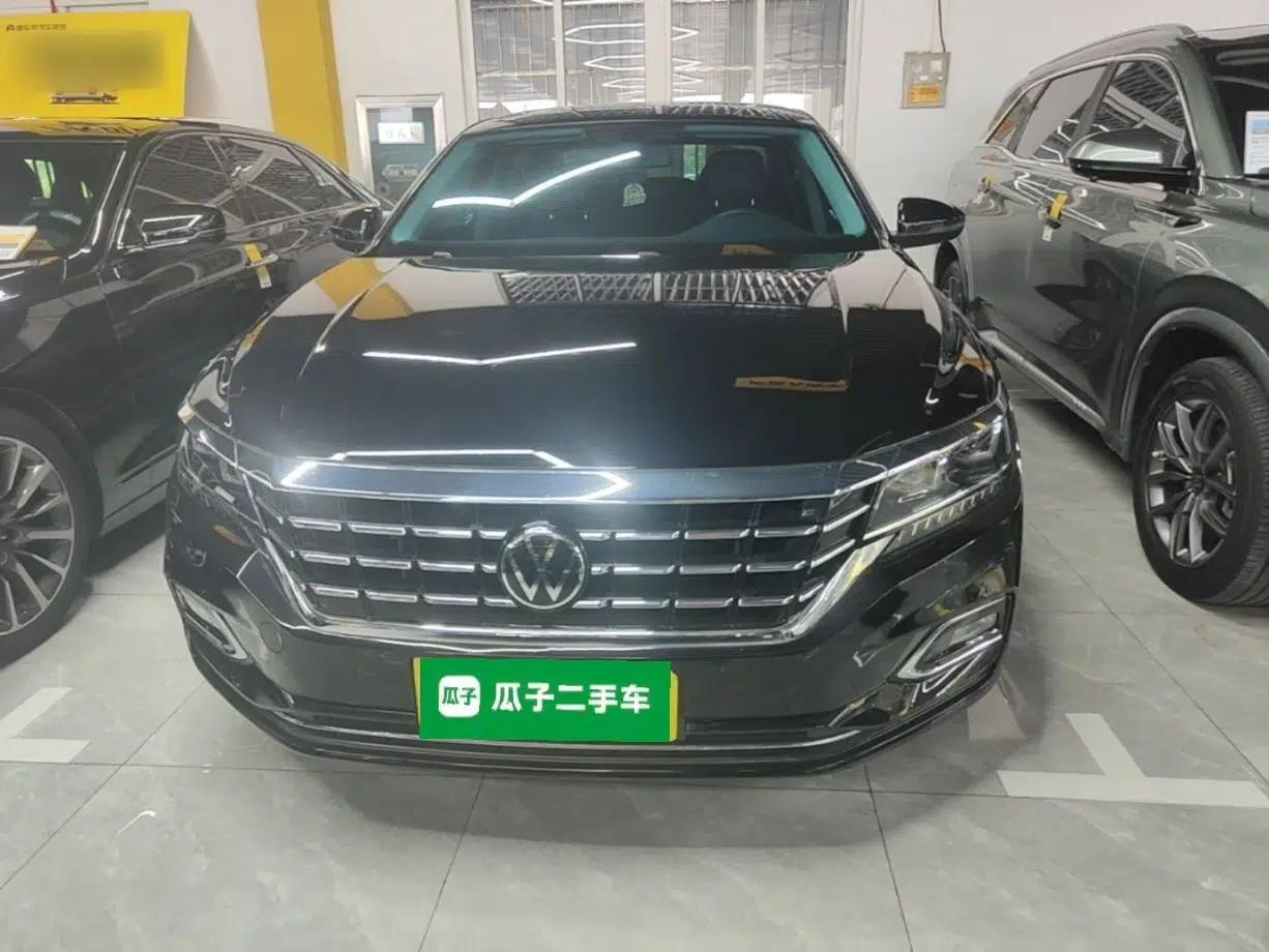 Volkswagen Passat 2020 Revised Version 330TSI Luxury Edition China VI Standard — миниатюра 2
