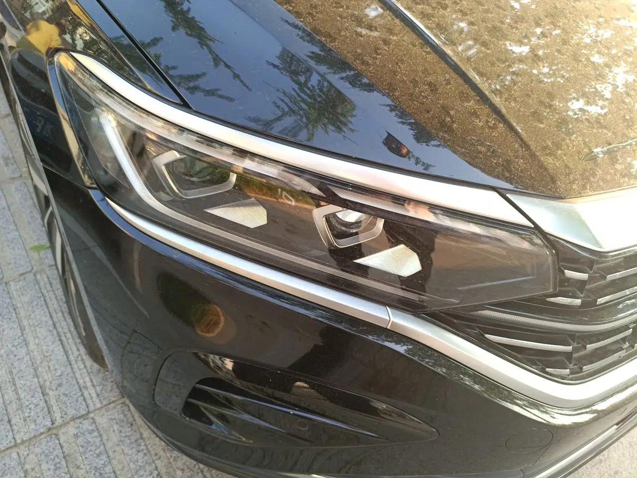 Volkswagen Passat 2022 380TSI Flagship Edition — миниатюра 7