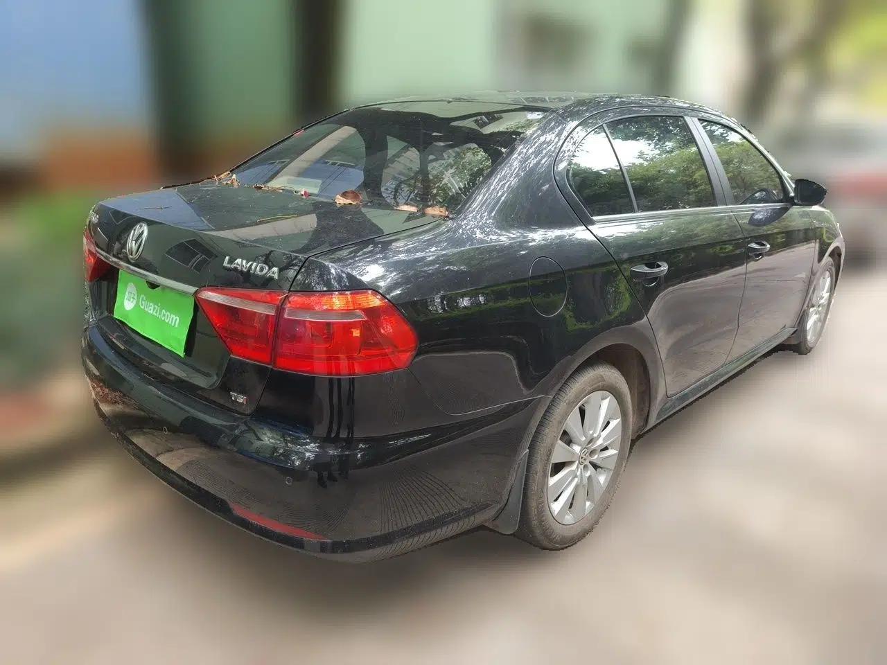 Volkswagen Lavida 2013 1.4TSI DSG Comfort Edition — миниатюра 6