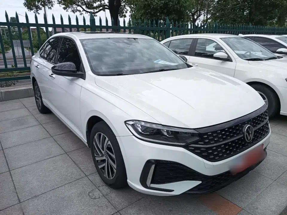 Volkswagen Lavida 2024 300TSI DSG Starry Sky Leading Edition — миниатюра 3