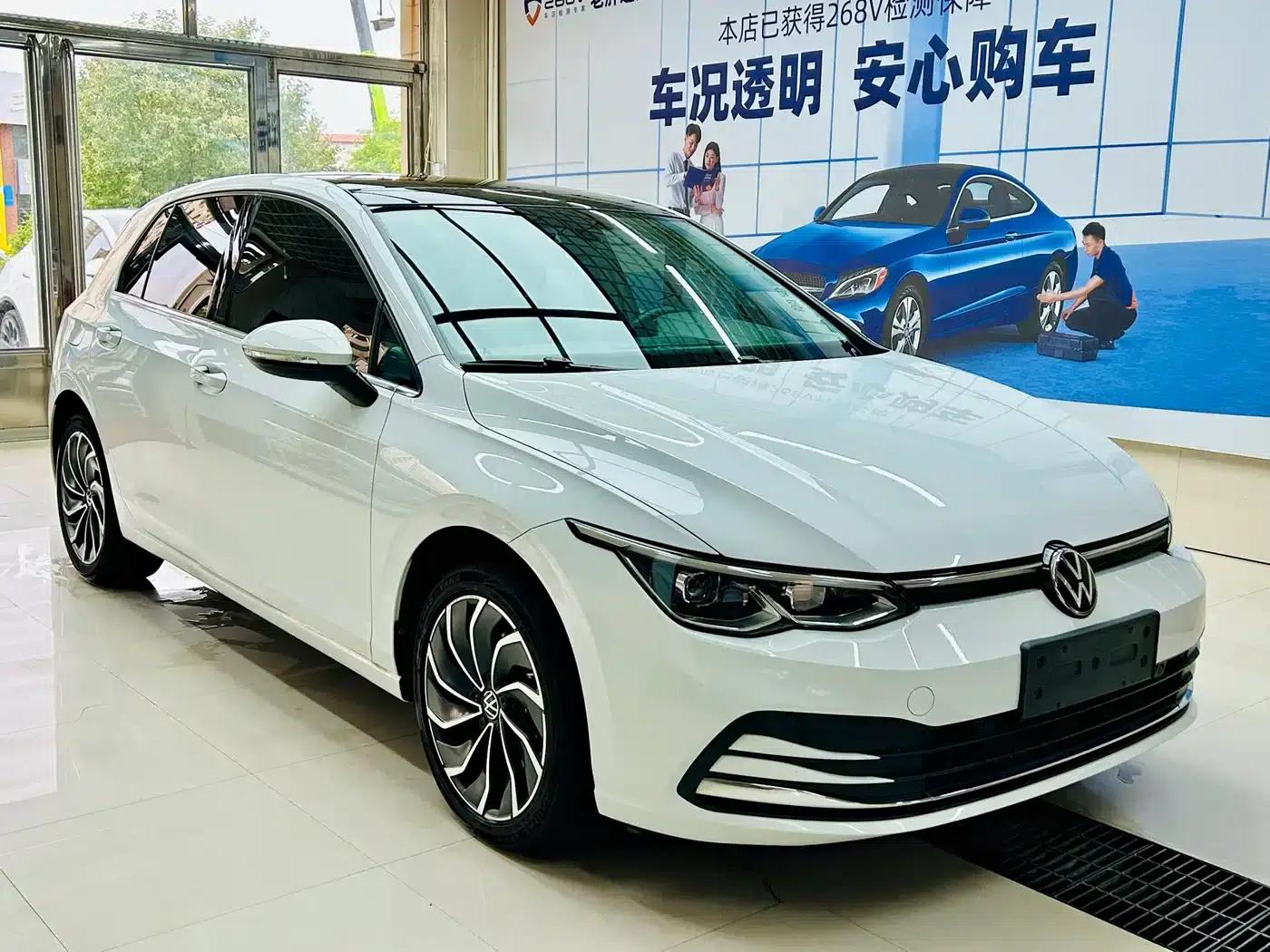 2023 Golf 280TSI DSG R-Line — миниатюра 3