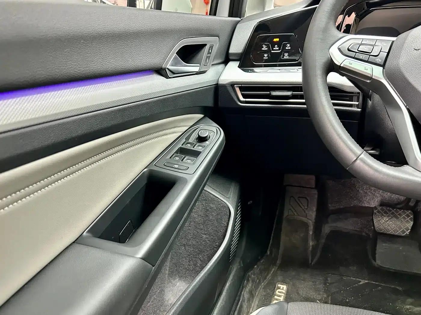 2023 Golf 280TSI DSG R-Line — миниатюра 26