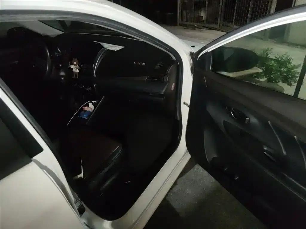 Vios 2014 1.3L Automatic Premium Edition — миниатюра 20