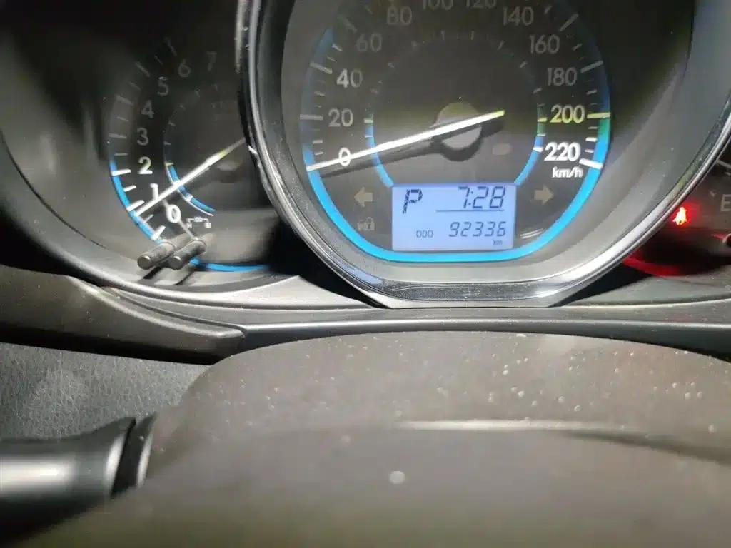 Vios 2014 1.3L Automatic Premium Edition — миниатюра 5