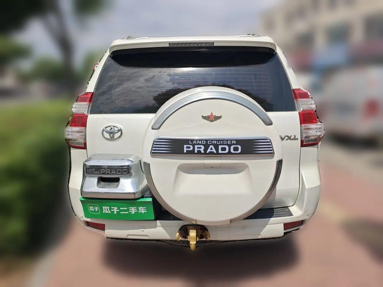 Toyota Prado 2010 2.7L Automatic Standard Edition — миниатюра 5