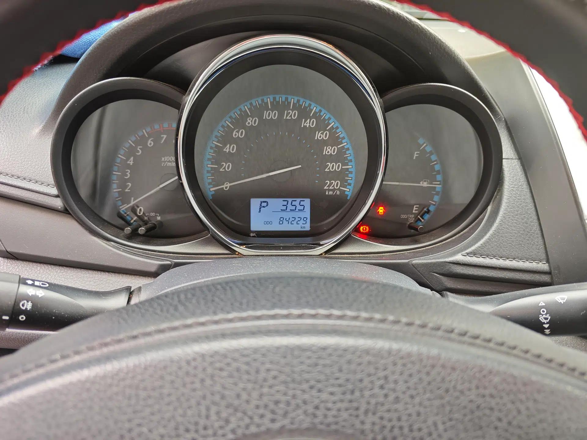 Toyota YARiS L Zhi Xuan 2016 Revised 1.5E CVT Charming Edition — миниатюра 12