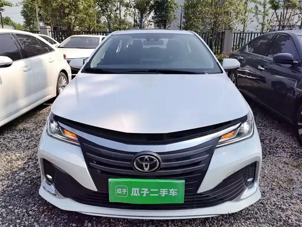 2022 Toyota Avalon 2.0L Elite Edition — миниатюра 3