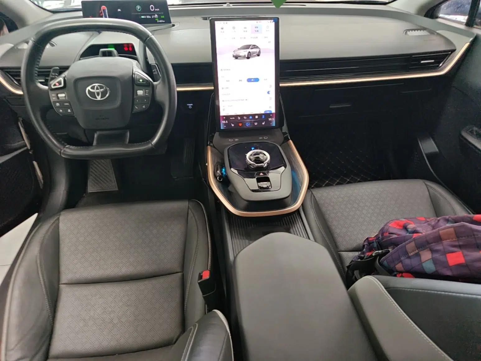 Toyota bZ3 2023 616 km Long-Range Premium — миниатюра 12