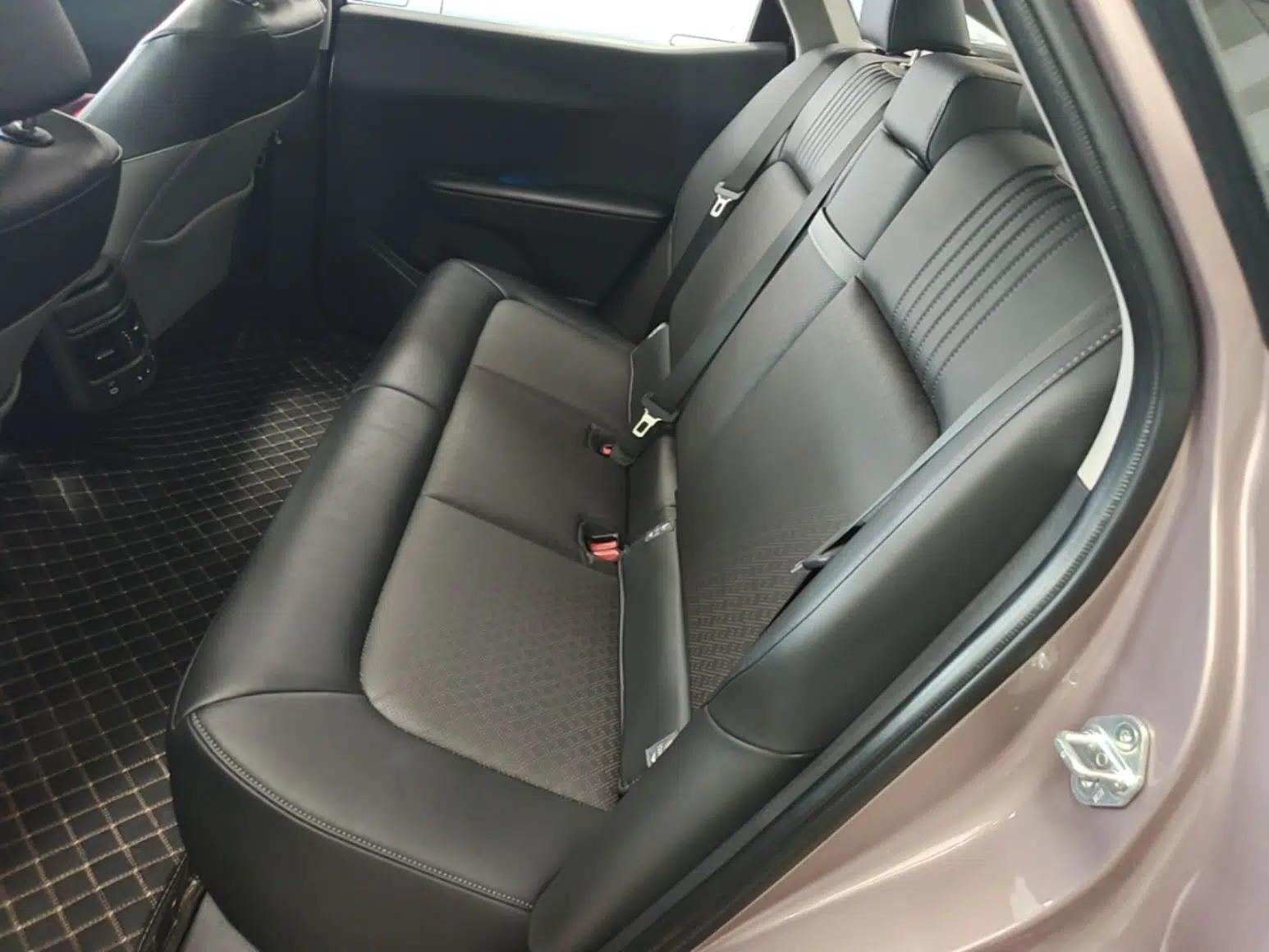 Toyota bZ3 2023 616 km Long-Range Premium — миниатюра 20