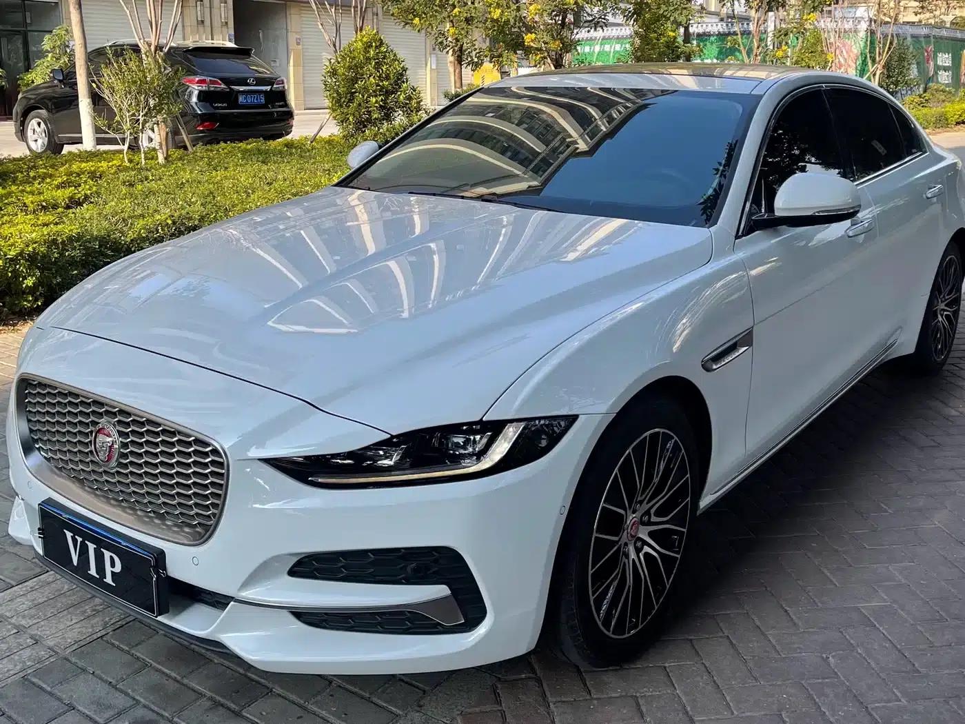 Jaguar XEL 2020 2.0T 200PS S Progressive Elegance Edition — миниатюра 1