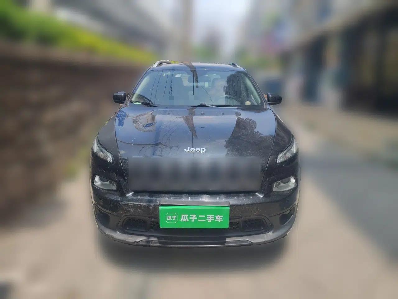 Jeep Cherokee 2016 2.4L Leading Edition — миниатюра 2
