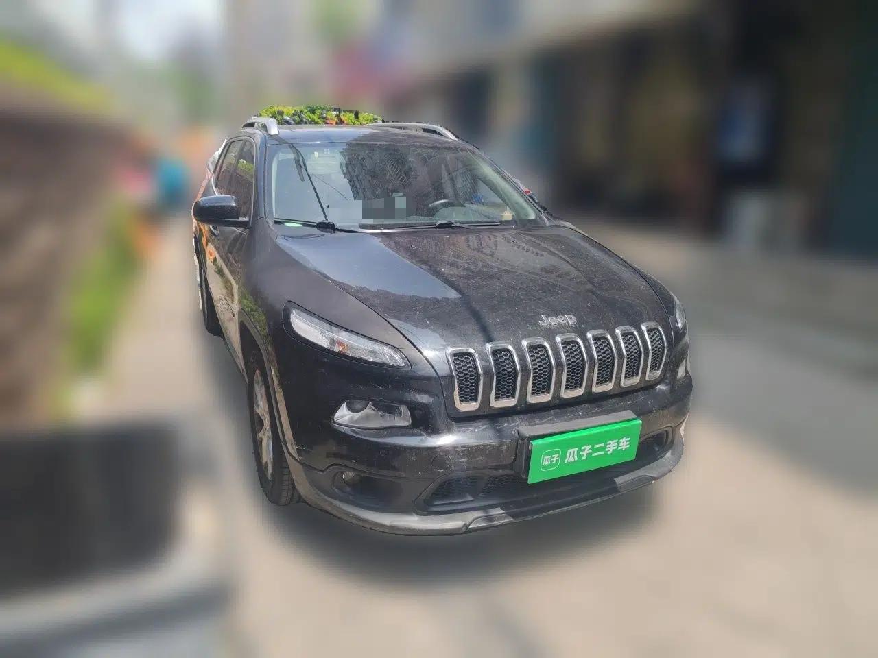 Jeep Cherokee 2016 2.4L Leading Edition — миниатюра 3