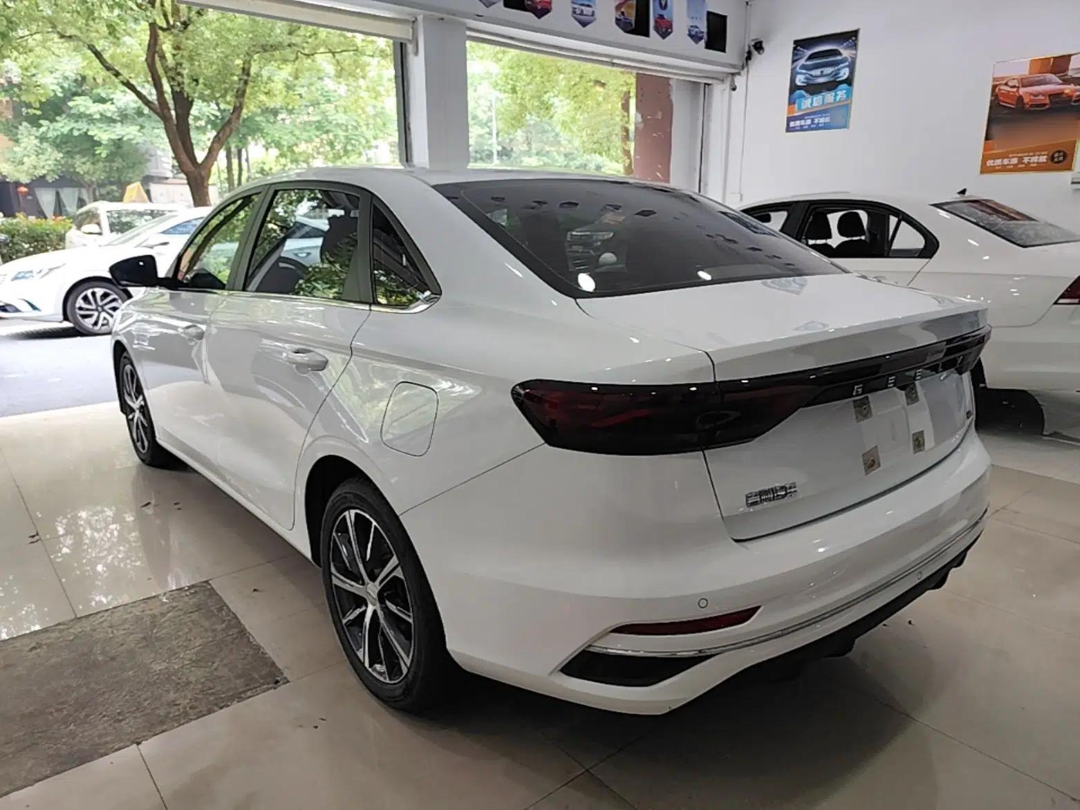 Geely Auto Emgrand 2022 4th Generation 1.5L CVT Flagship Model — миниатюра 4