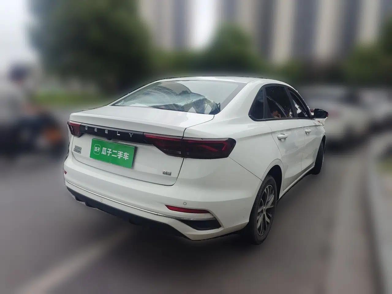 Geely Auto Emgrand 2023 4th Generation Champion Edition 1.5L CVT Luxury Model — миниатюра 6