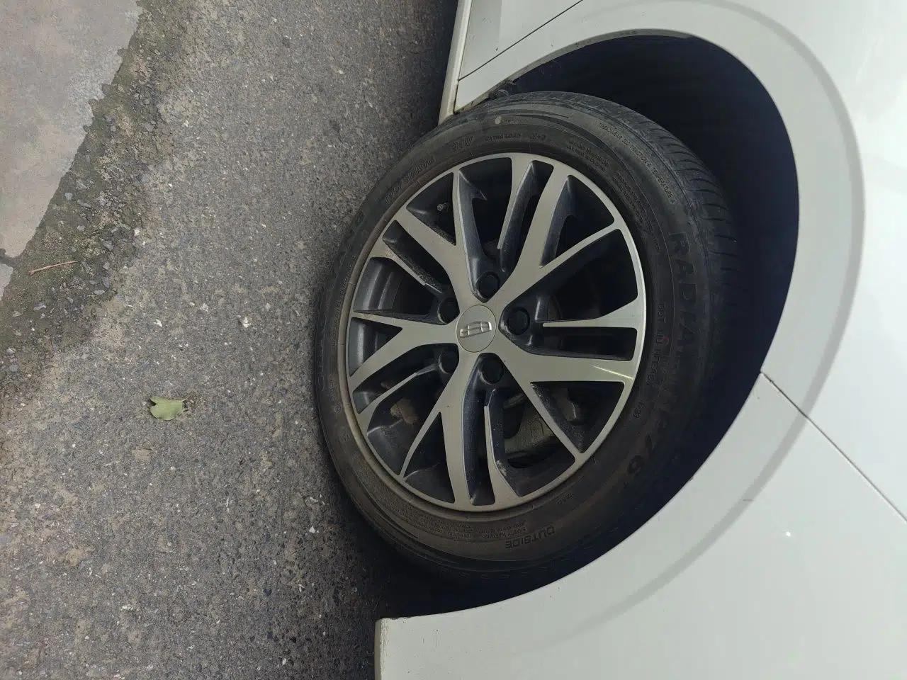 Geely Auto Emgrand 2023 4th Generation Champion Edition 1.5L CVT Luxury Model — миниатюра 8