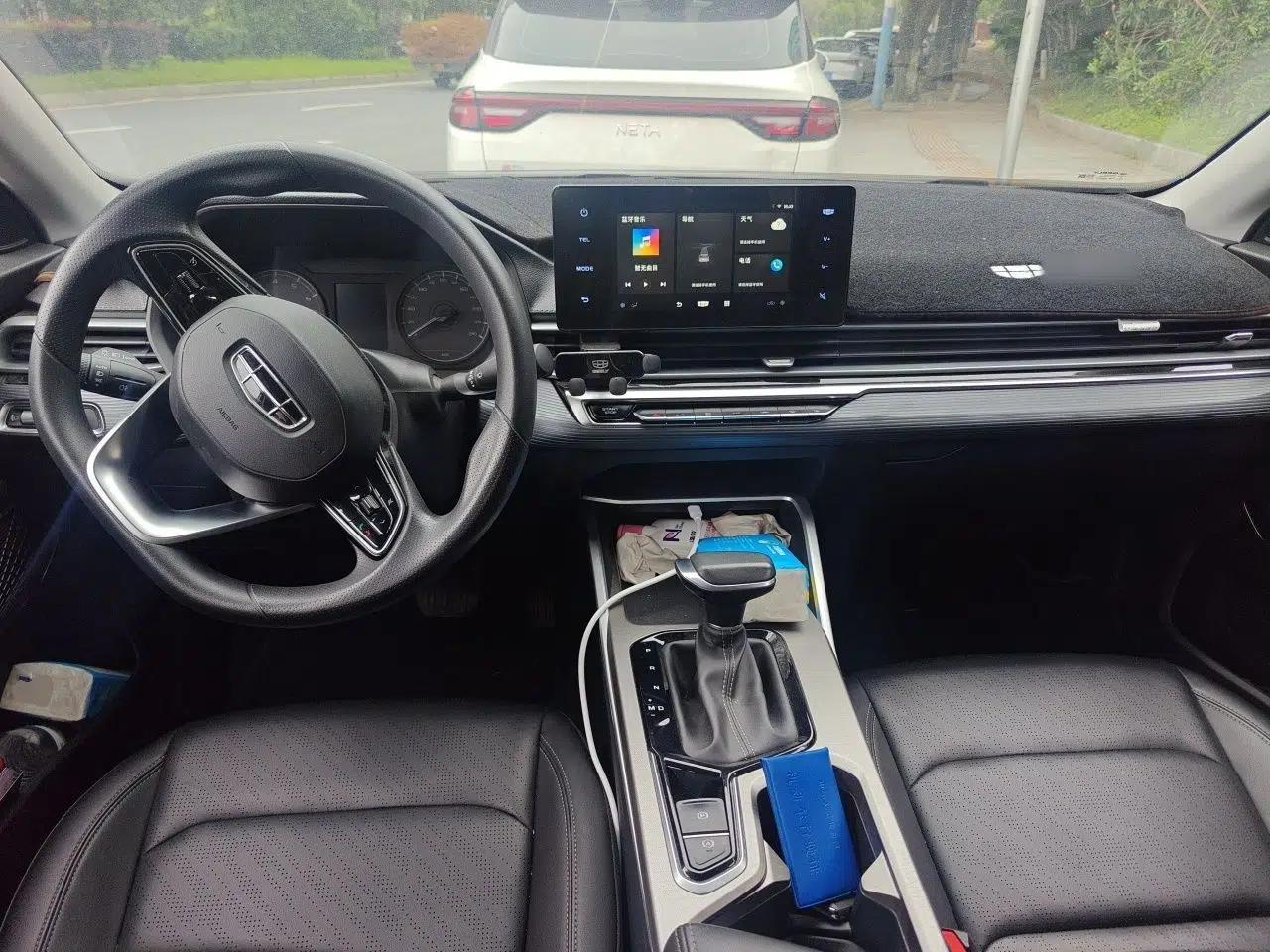 Geely Auto Emgrand 2023 4th Generation Champion Edition 1.5L CVT Luxury Model — миниатюра 9