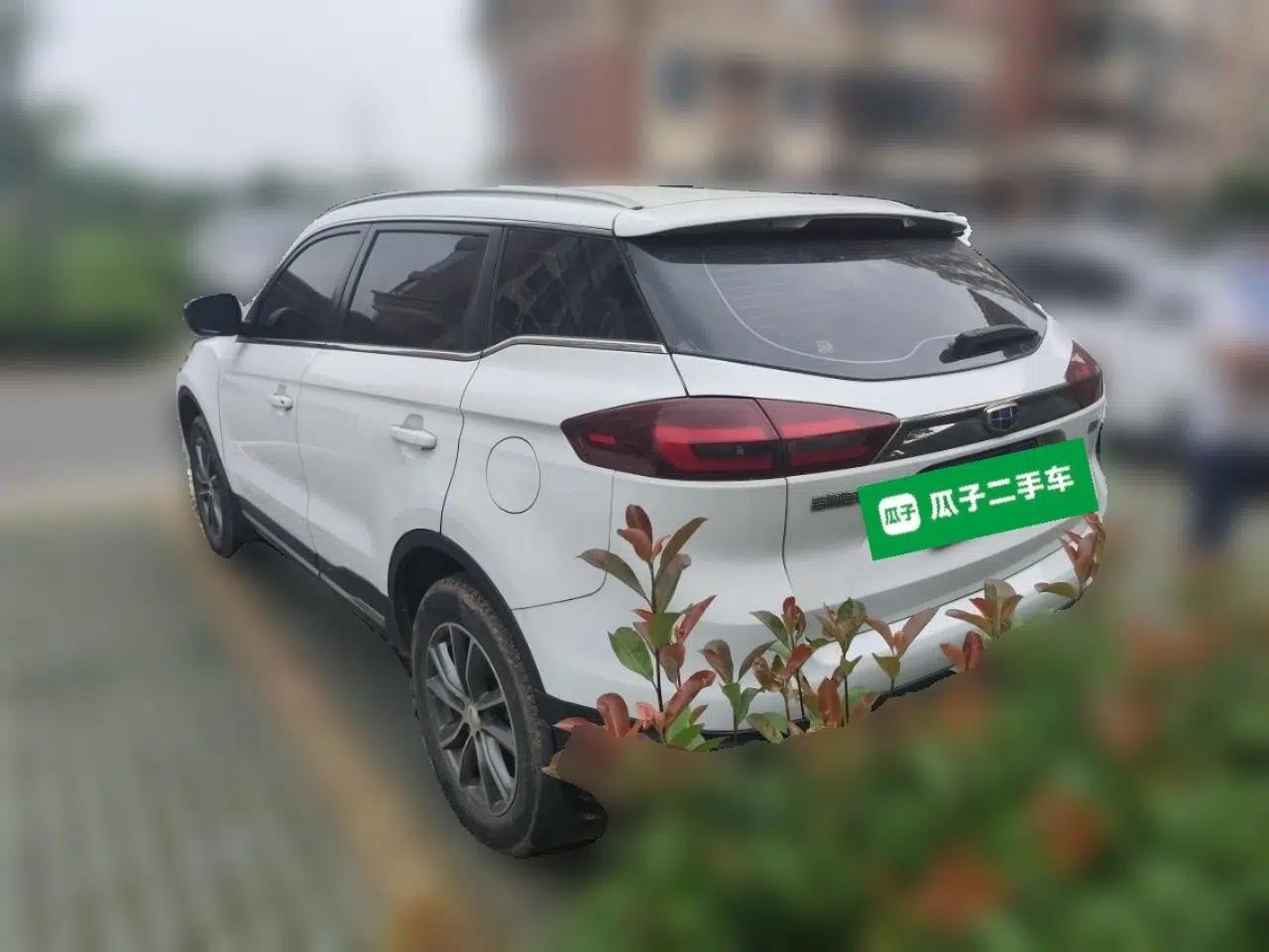 Geely Auto Emgrand X7 Sport 2018 2.0L Manual Two-Wheel Drive Zhiya Version — миниатюра 4