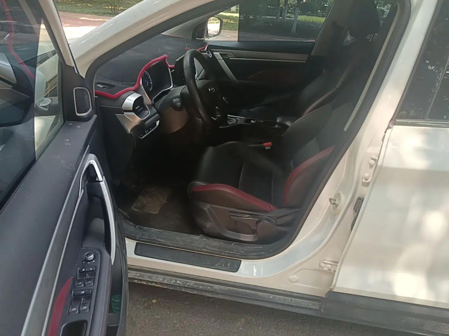 Geely Auto Coolray 2021 1.4T Manual Gold Edition — миниатюра 22