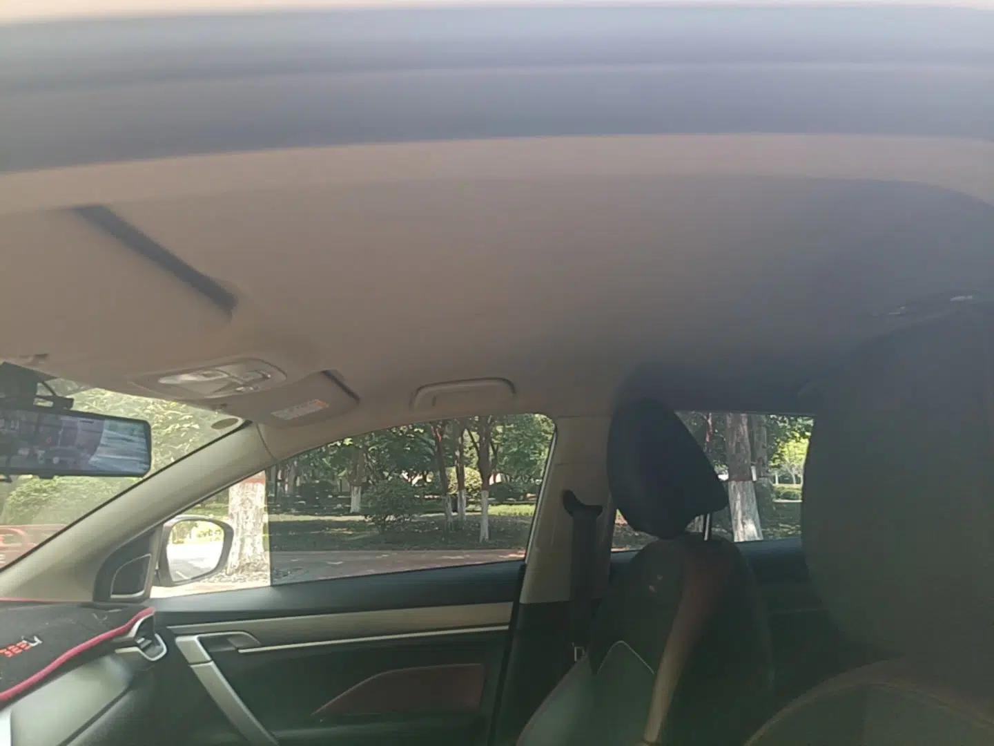 Geely Auto Coolray 2021 1.4T Manual Gold Edition — миниатюра 26