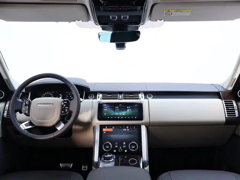 Range Rover 2022 3.0 L6 360PS Legendary Edition — миниатюра 13