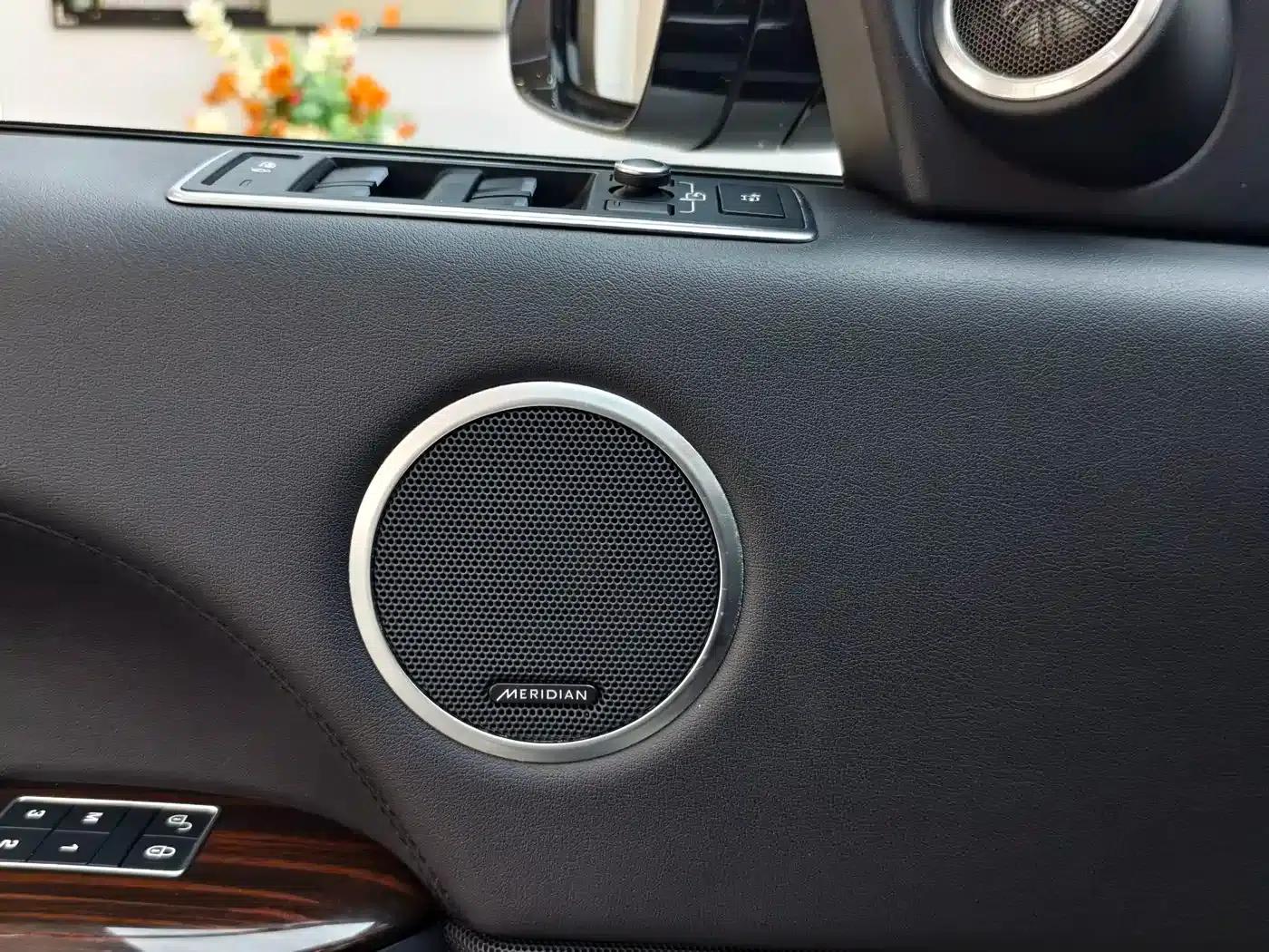 Range Rover 2016 3.0 SC V6 Vogue Extended Edition — миниатюра 13