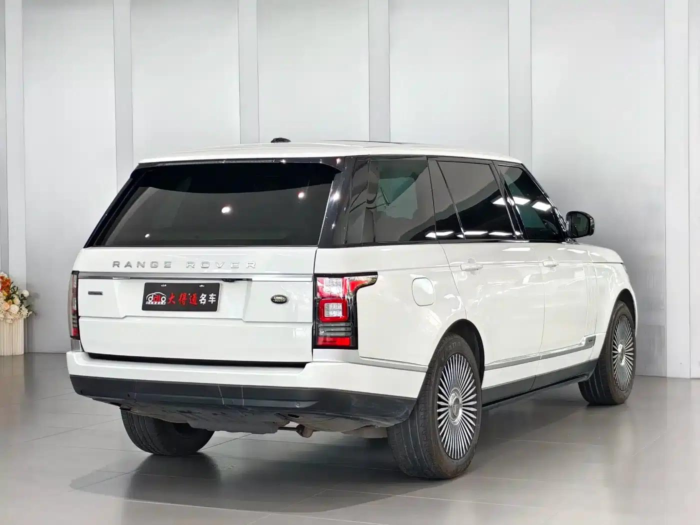 Range Rover 2016 3.0 SC V6 Vogue Extended Edition — миниатюра 3