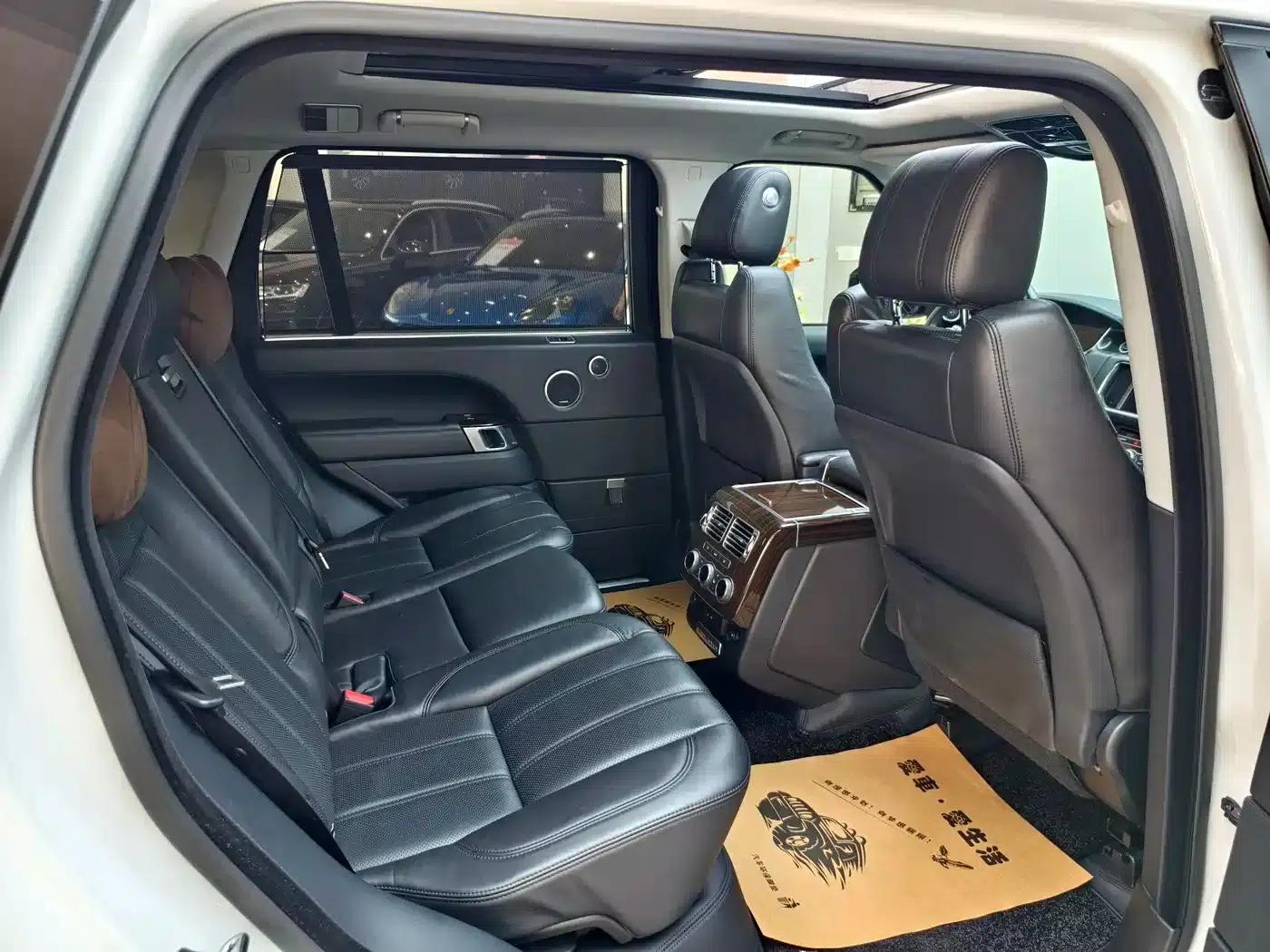 Range Rover 2016 3.0 SC V6 Vogue Extended Edition — миниатюра 7