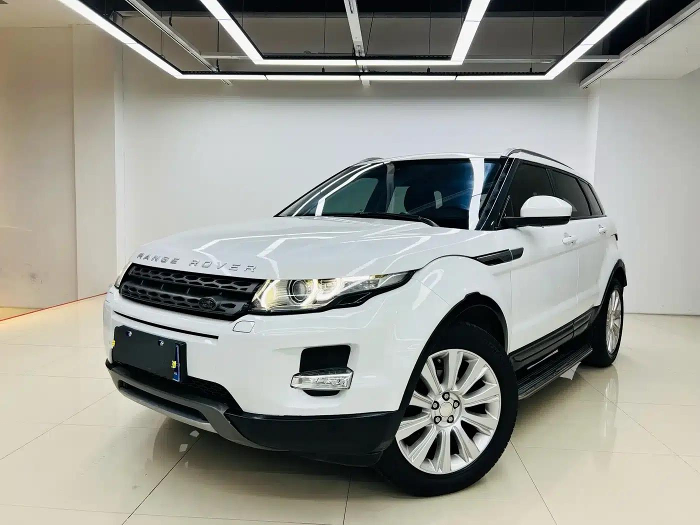 Range Rover Evoque 2015 2.0T 5-Door Smart Edition — миниатюра 1