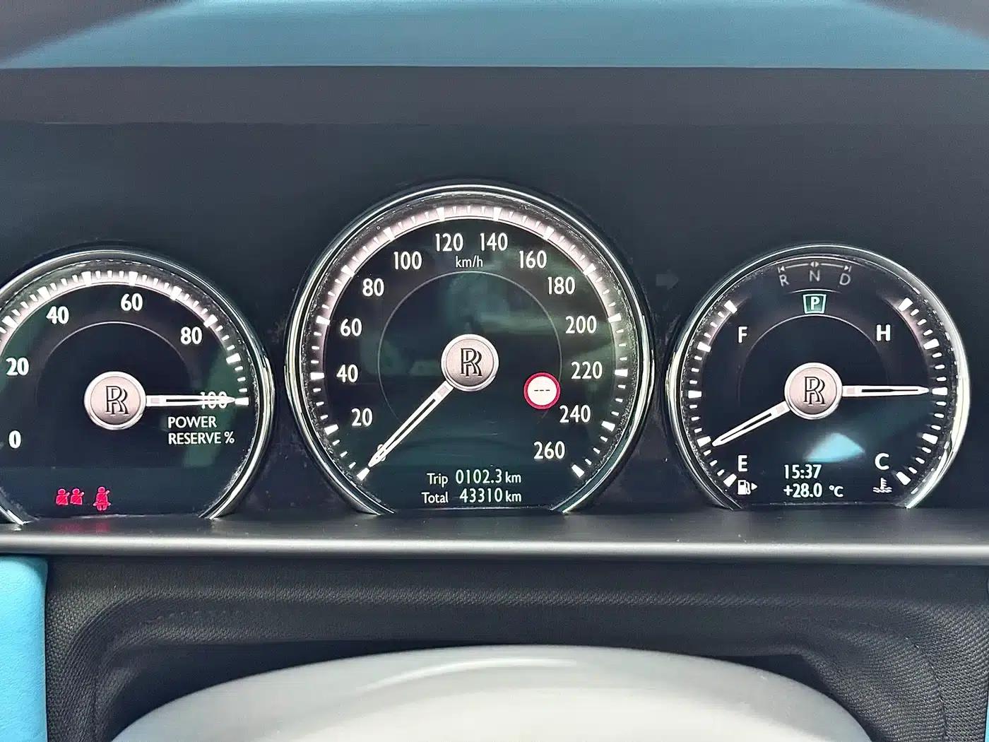 2018 Cullinan, four-seater version — миниатюра 21