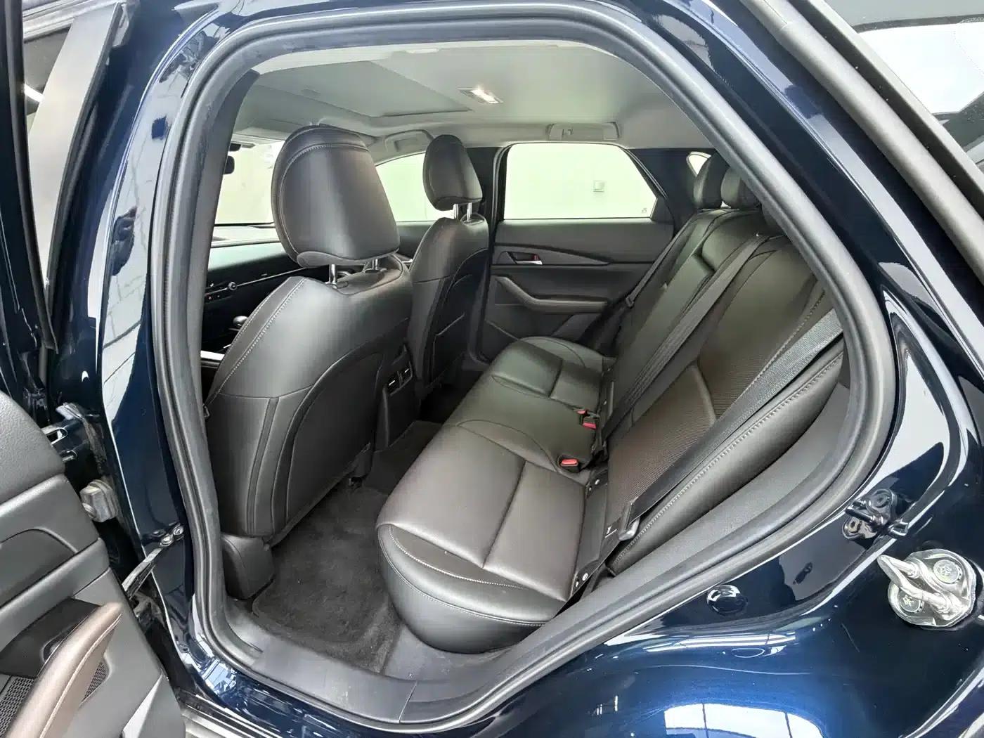 Mazda CX-30 2021 2.0L Automatic Premium Edition — миниатюра 14