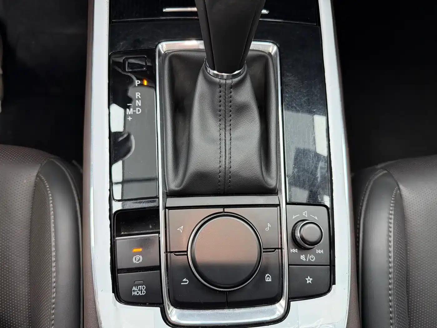 Mazda CX-30 2021 2.0L Automatic Premium Edition — миниатюра 16