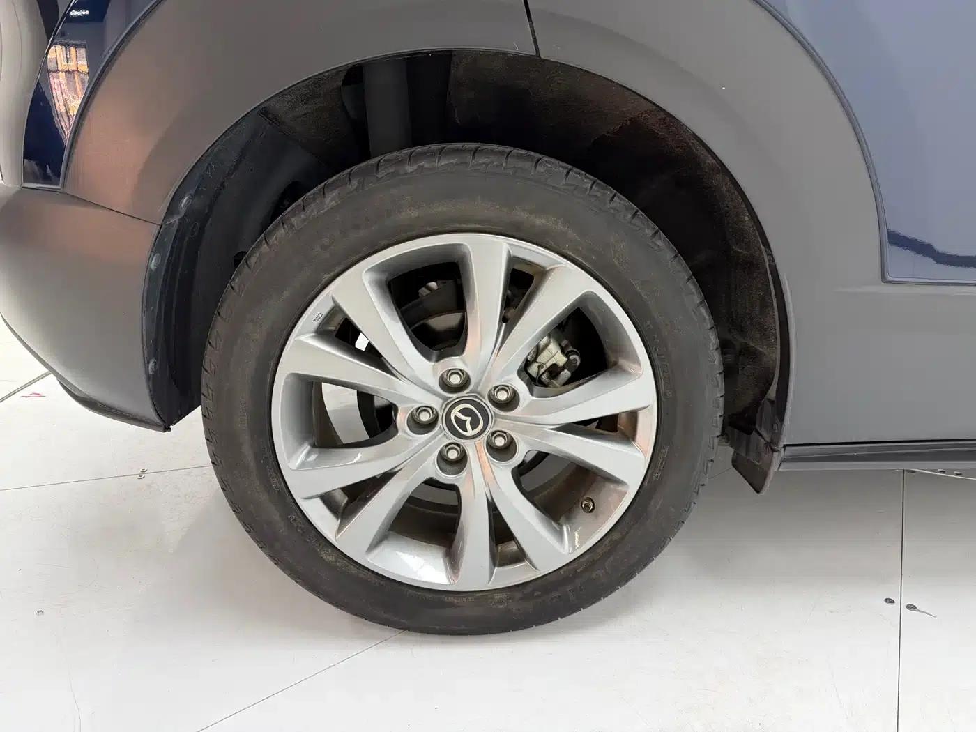 Mazda CX-30 2021 2.0L Automatic Premium Edition — миниатюра 8