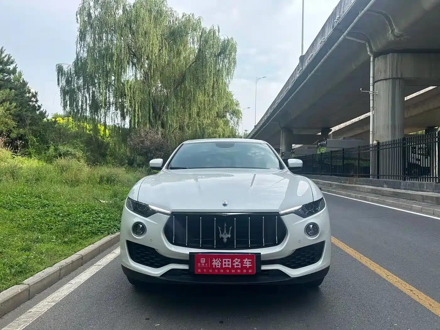 2018 Levante 3.0T Classic Edition — миниатюра 2
