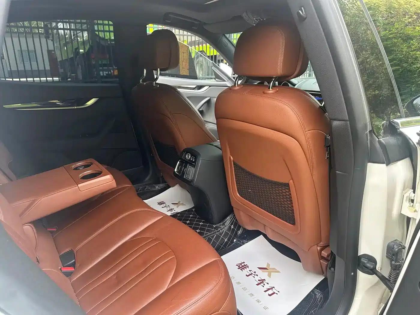 2018 Levante 3.0T Classic Edition — миниатюра 11