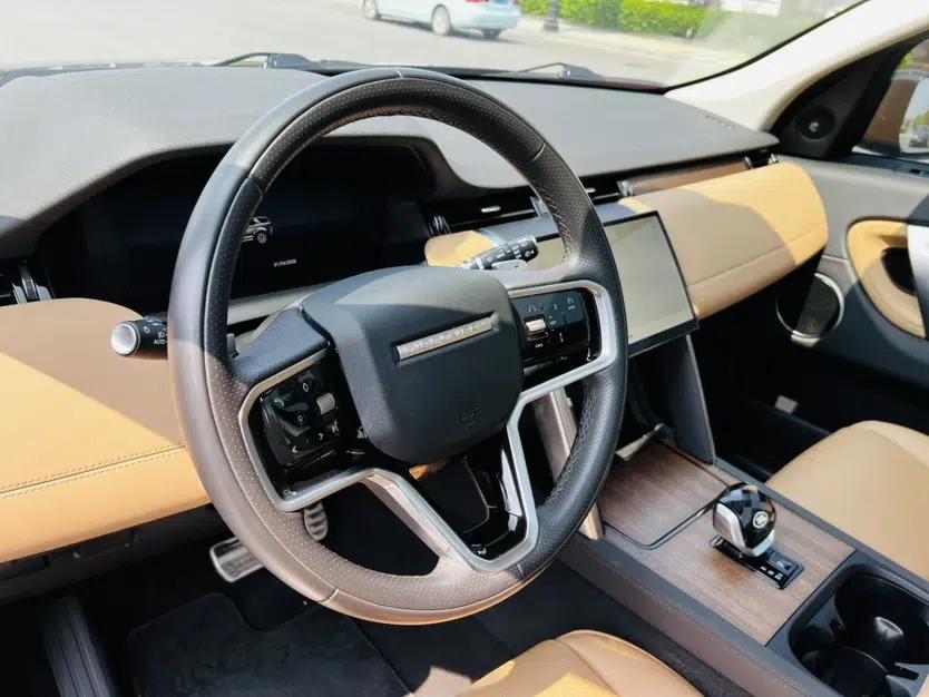 Land Rover Discovery Sport 2024 Performance Tech Edition — миниатюра 11