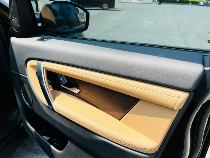 Land Rover Discovery Sport 2024 Performance Tech Edition — миниатюра 14
